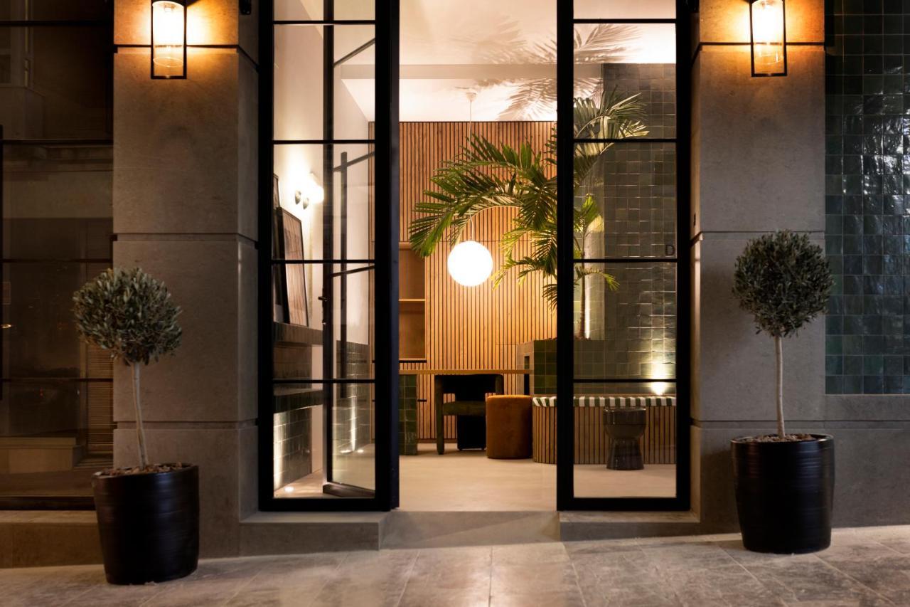 Aparthotel Dona Lola Boutique