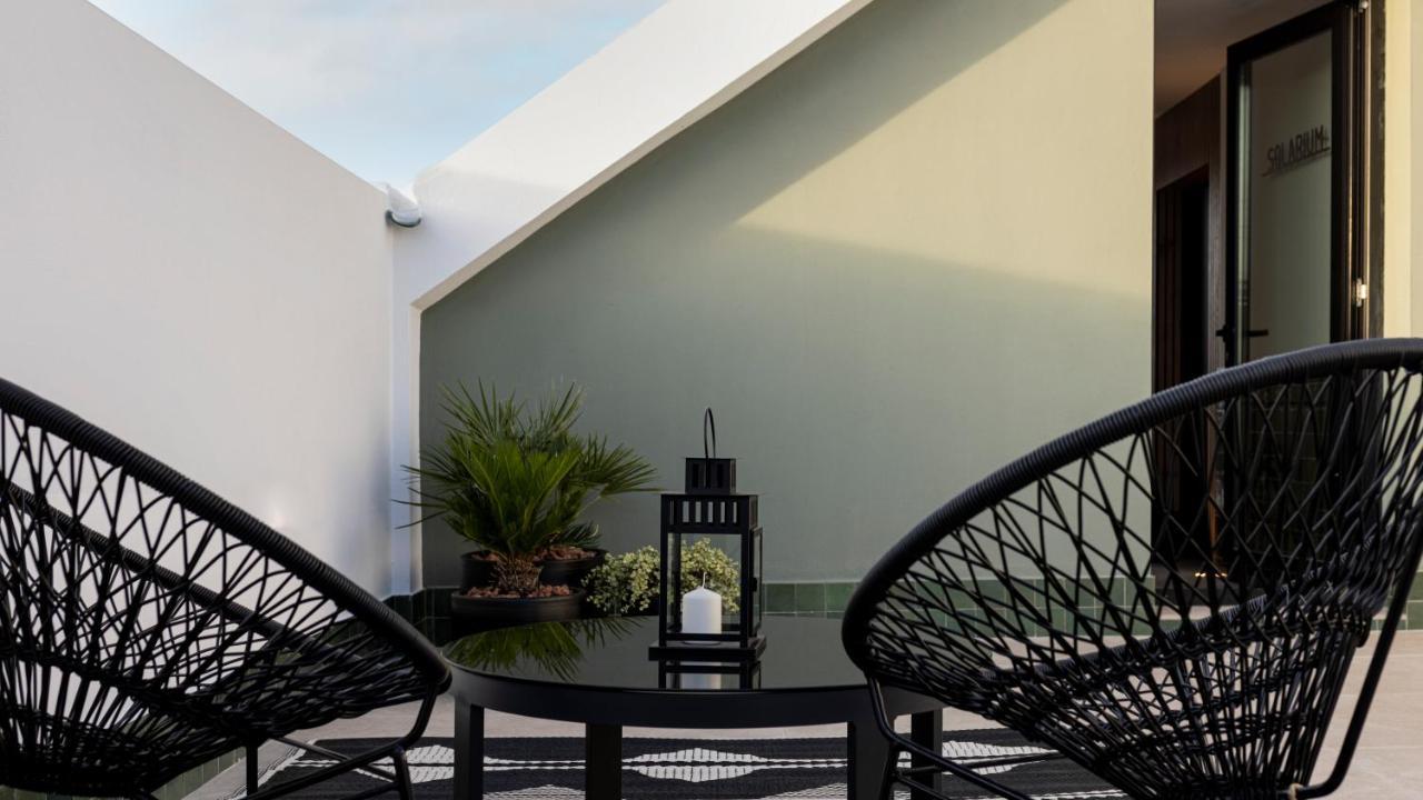 Aparthotel Dona Lola Boutique