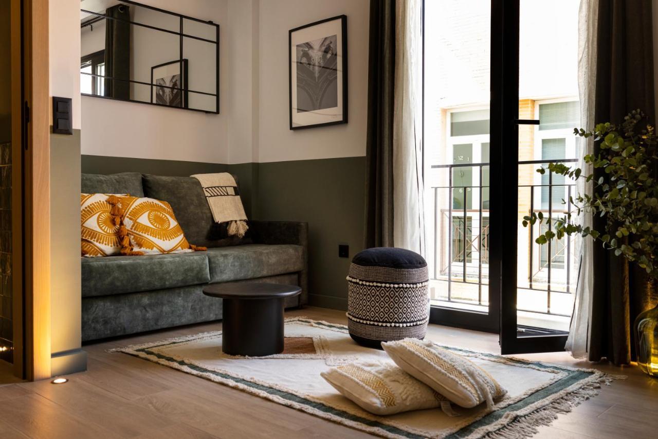 Dona Lola Boutique Aparthotel